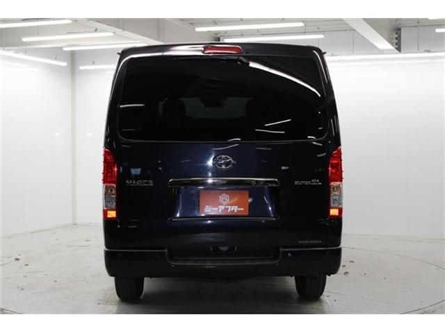 TOYOTA HIACE van 2WD 2022