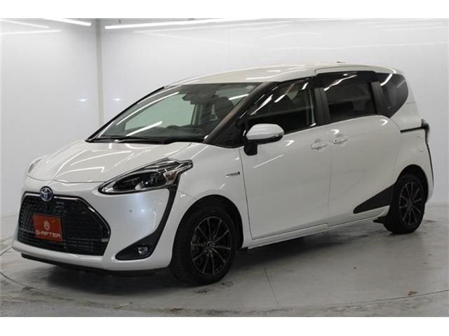 TOYOTA SIENTA HYBRID 2018