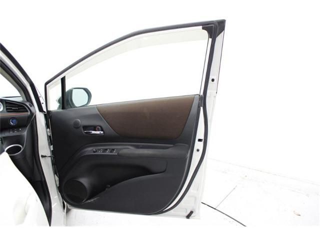 TOYOTA SIENTA HYBRID 2018