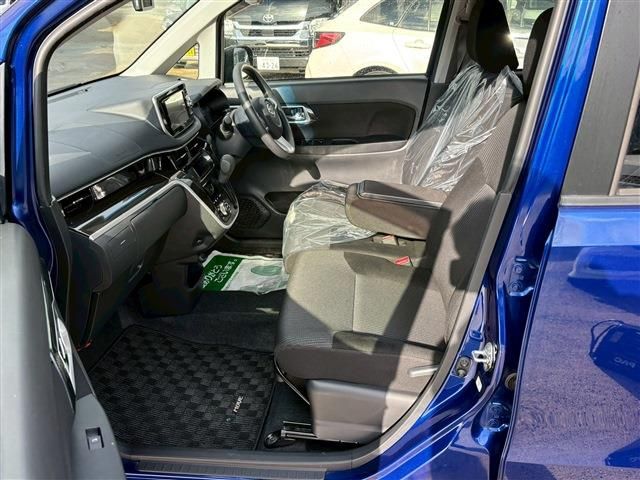 DAIHATSU MOVE CUSTOM 2018