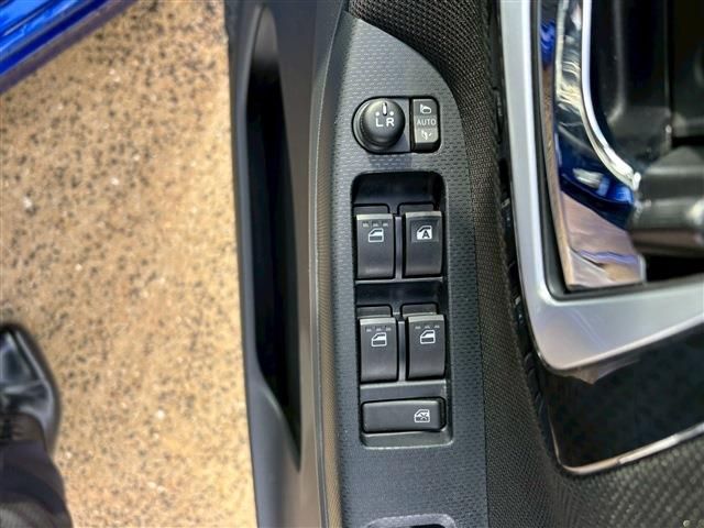 DAIHATSU MOVE CUSTOM 2018