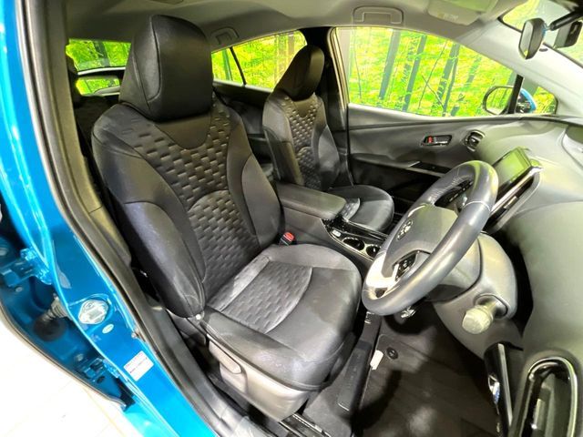 TOYOTA PRIUS PHV 2017