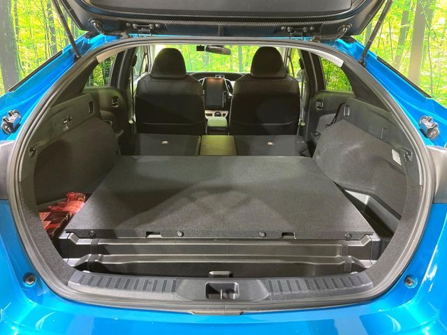 TOYOTA PRIUS PHV 2017