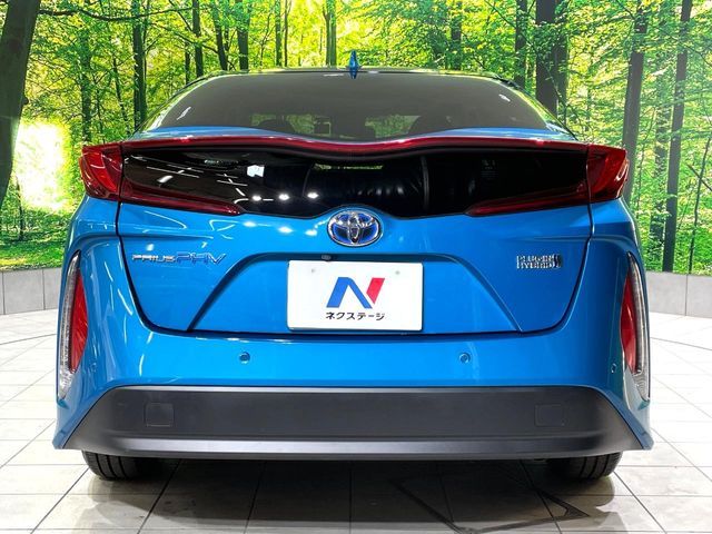 TOYOTA PRIUS PHV 2017