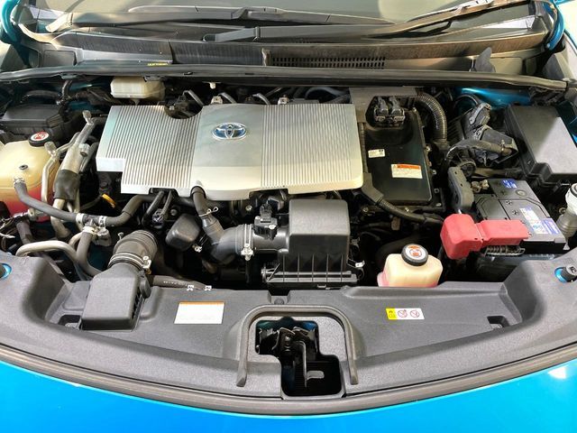 TOYOTA PRIUS PHV 2017