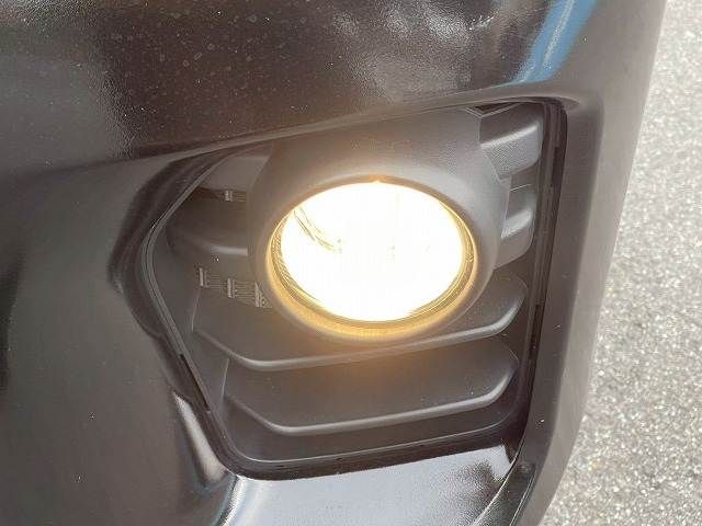 NISSAN NV350 CARAVAN 2020