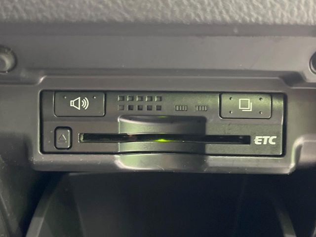 TOYOTA VELLFIRE 2010