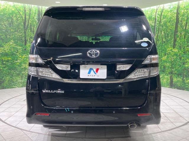 TOYOTA VELLFIRE 2010