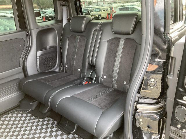 HONDA N BOX CUSTOM 4WD 2022