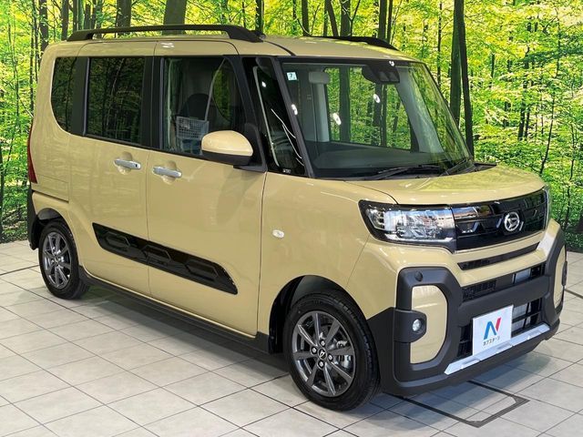 DAIHATSU TANTO FAN CROSS 2024