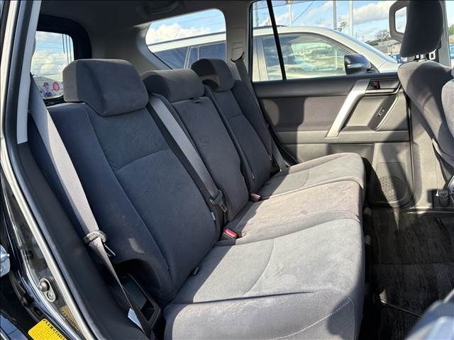 TOYOTA LANDCRUISER PRADO 2021