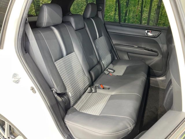 TOYOTA COROLLA FIELDER HYBRID 2017