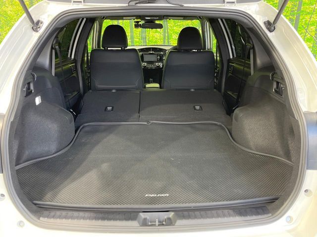 TOYOTA COROLLA FIELDER HYBRID 2017