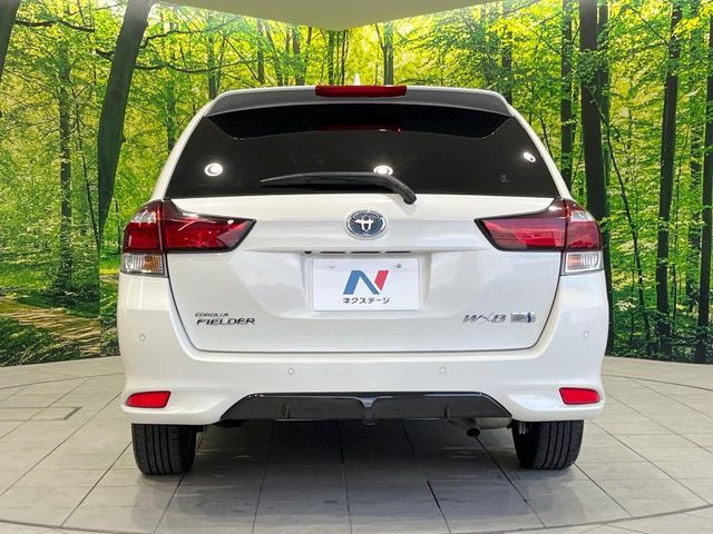 TOYOTA COROLLA FIELDER HYBRID 2017