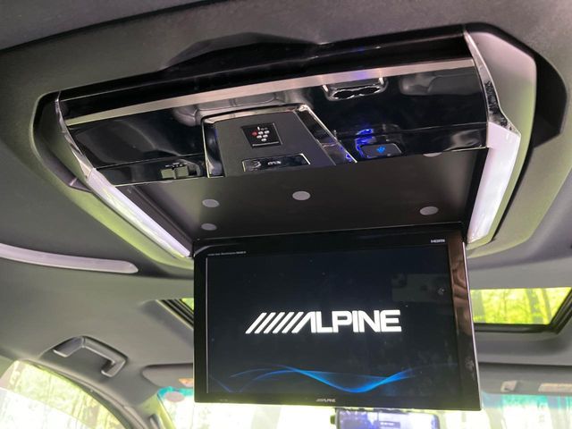 TOYOTA VELLFIRE 2016