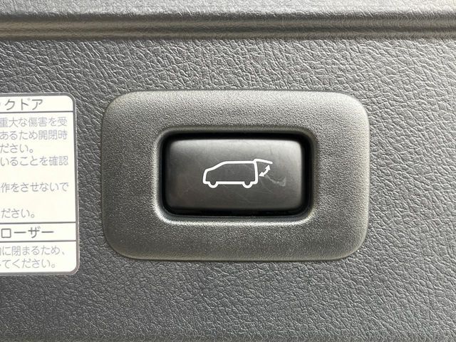 TOYOTA VELLFIRE 2016