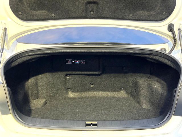 NISSAN SKYLINE HYBRID 2014