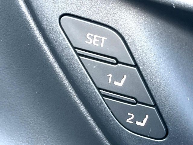 TOYOTA CROWN CROSSOVER 2023