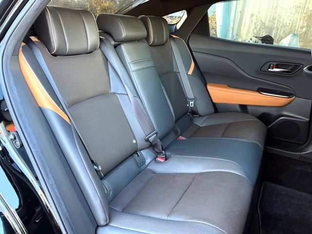 TOYOTA CROWN CROSSOVER 2023