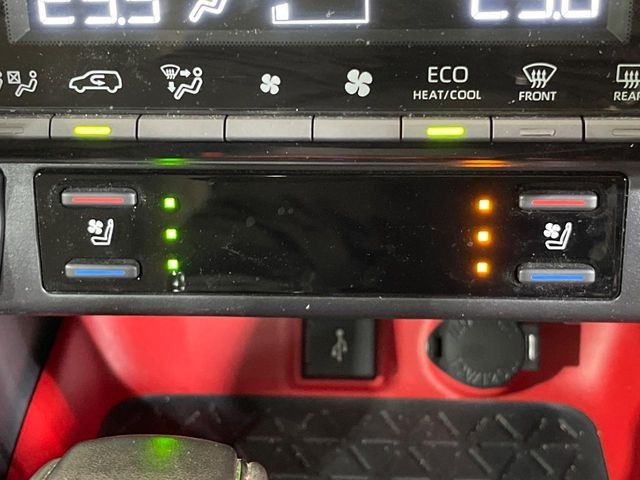 TOYOTA RAV4 4WD 2022