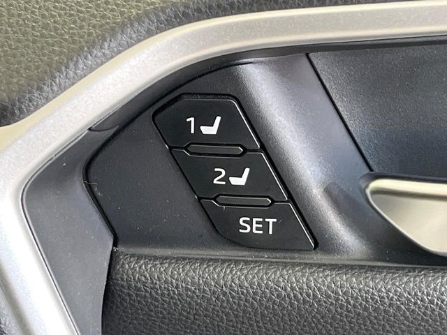 TOYOTA RAV4 4WD 2022