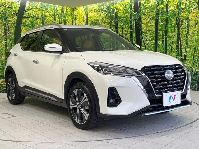 NISSAN KICKS 2021