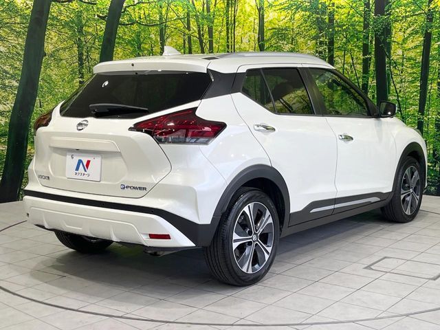 NISSAN KICKS 2021