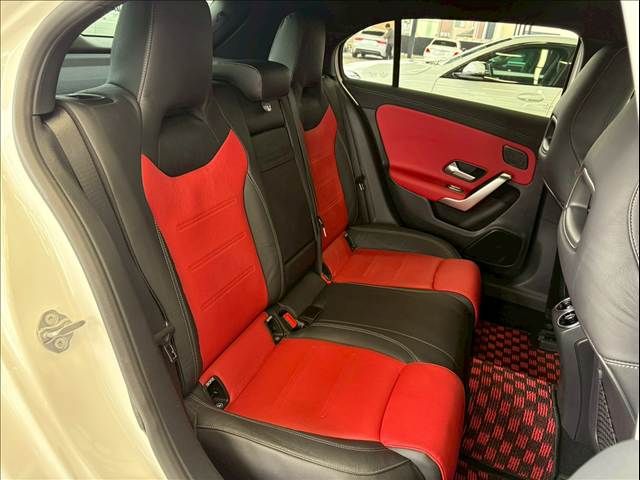 MERCEDES BENZ MERCEDES BENZ A class 2019