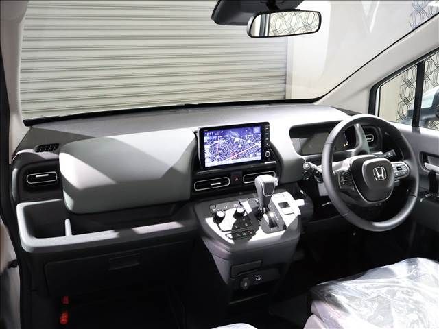 HONDA FREED e:HEV 2025