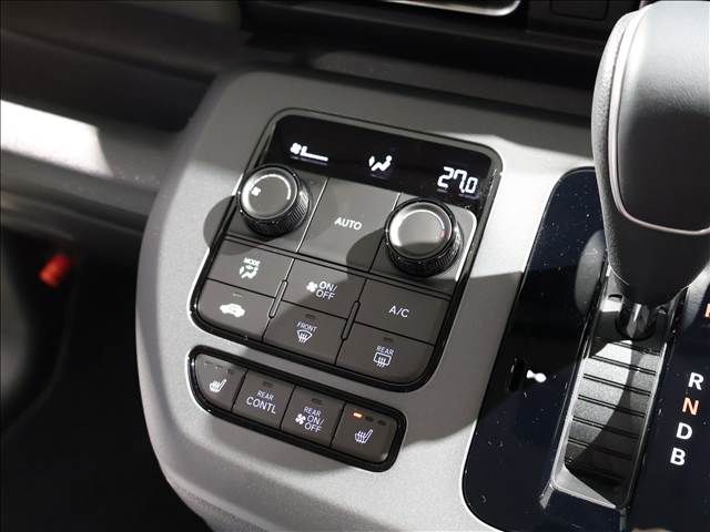 HONDA FREED e:HEV 2025