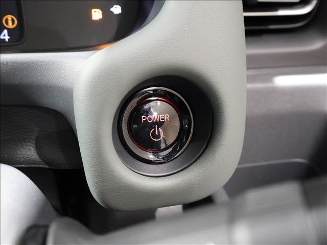 HONDA FREED e:HEV 2025