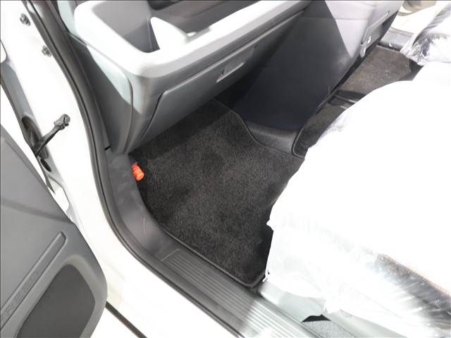 HONDA FREED e:HEV 2025