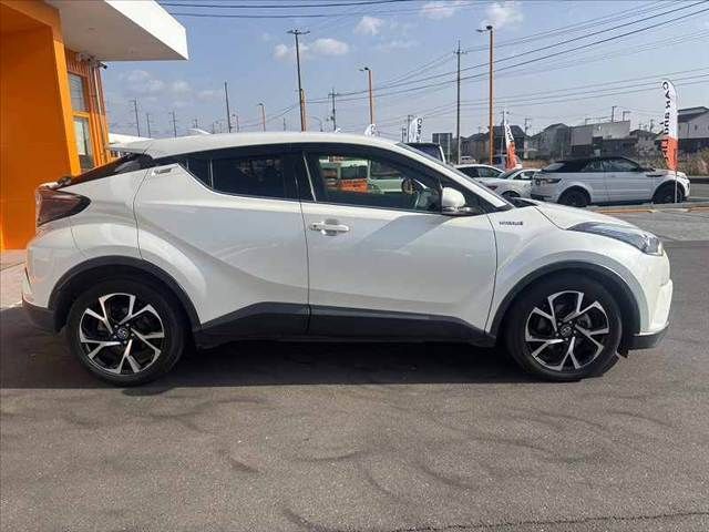 TOYOTA C-HR 2017