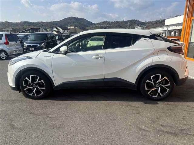 TOYOTA C-HR 2017