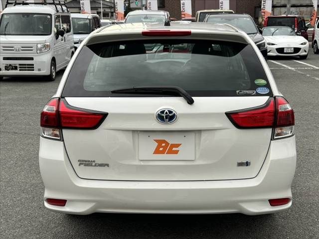 TOYOTA COROLLA FIELDER 2018