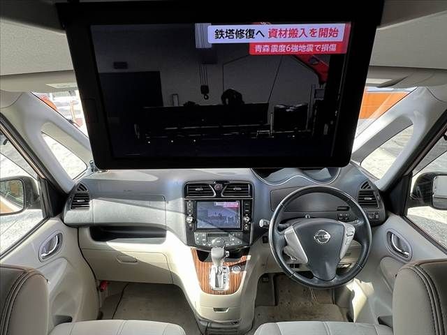 NISSAN SERENA  S-HYBRID 2014