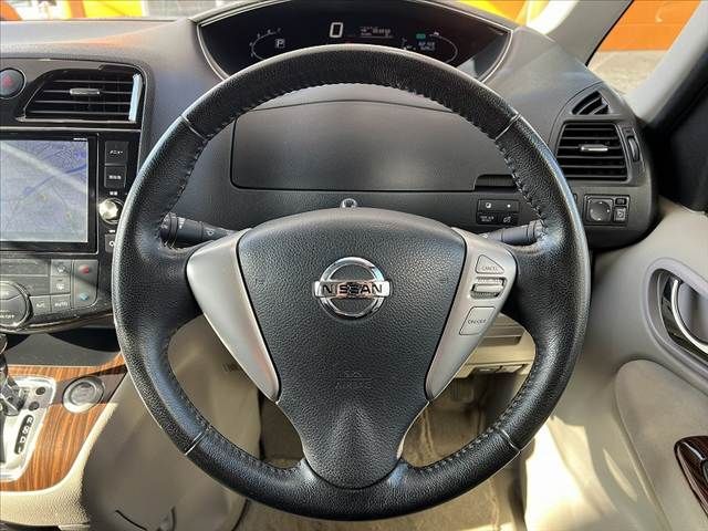 NISSAN SERENA  S-HYBRID 2014