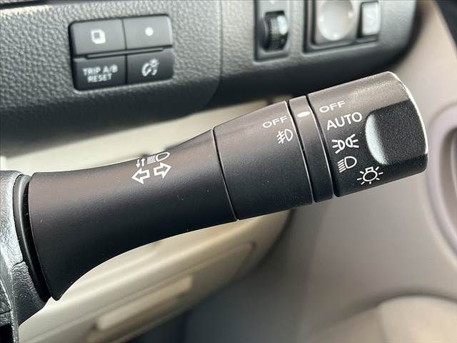 NISSAN SERENA  S-HYBRID 2014