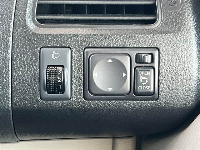 NISSAN SERENA  S-HYBRID 2014