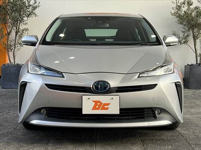 TOYOTA PRIUS 2019