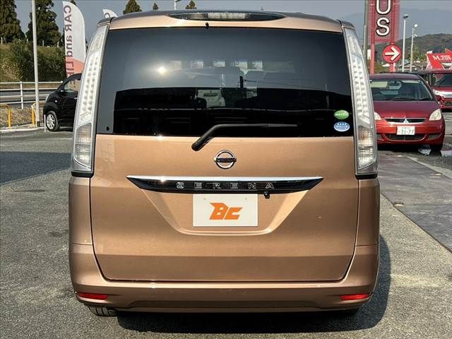 NISSAN SERENA  WG 2014
