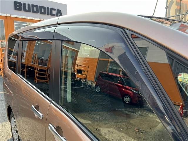 NISSAN SERENA  WG 2014