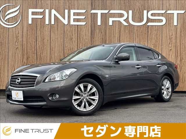 NISSAN FUGA 2010