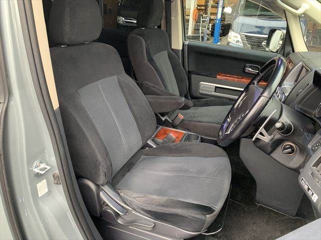 MITSUBISHI DELICA D:5 4WD 2007