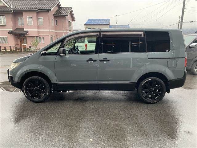 MITSUBISHI DELICA D:5 4WD 2007