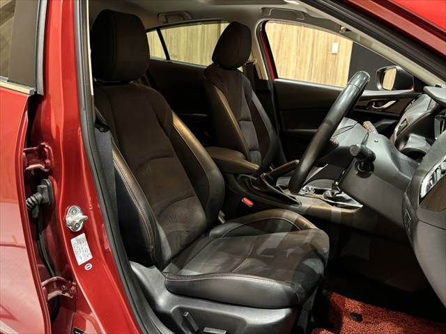 MAZDA AXELA SPORTS 2015