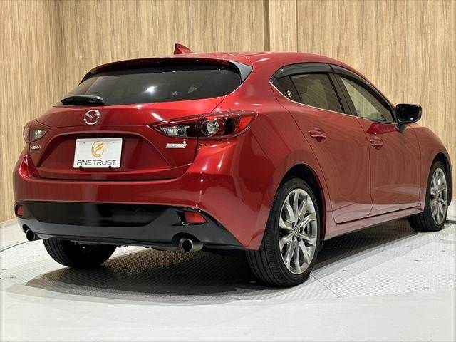 MAZDA AXELA SPORTS 2015