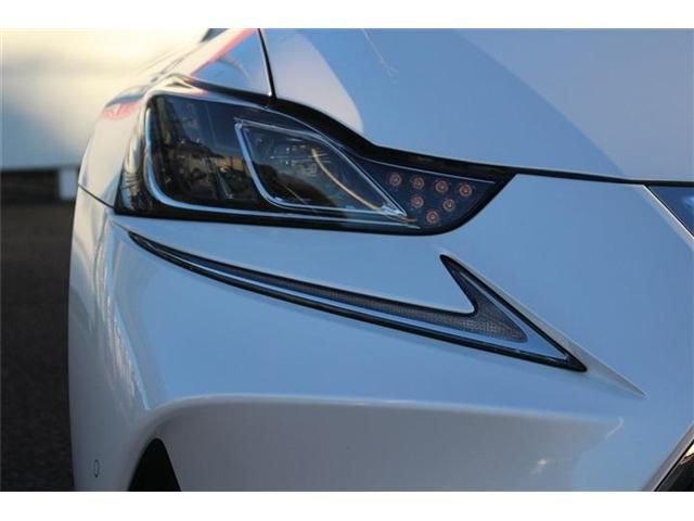 TOYOTA LEXUS IS300h 2017