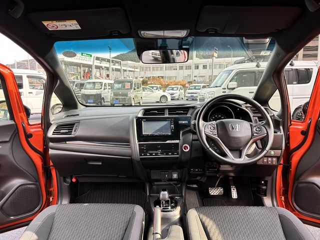 HONDA FIT HYBRID 2018