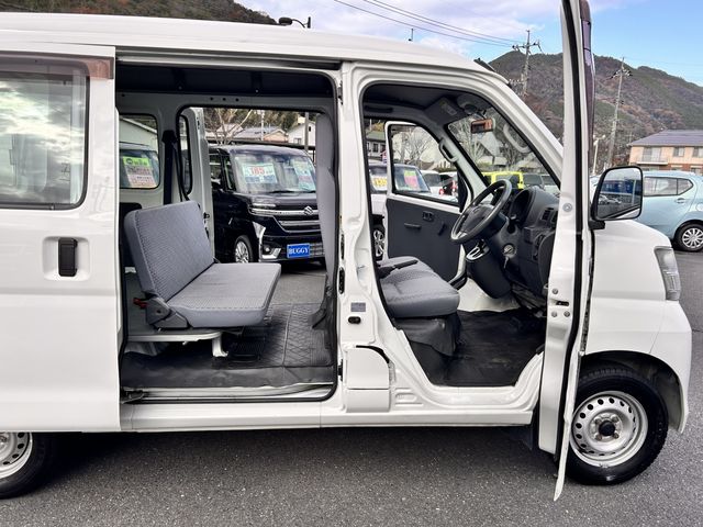 DAIHATSU HIJET CARGO 2017